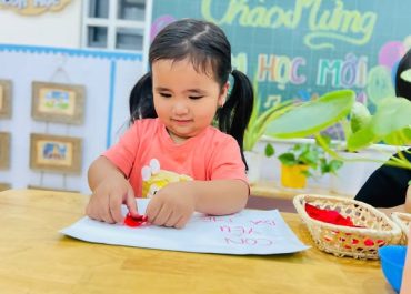 Món Quà Vu Lan – Bé Học Tri Ân Và Yêu Thương Ba Mẹ