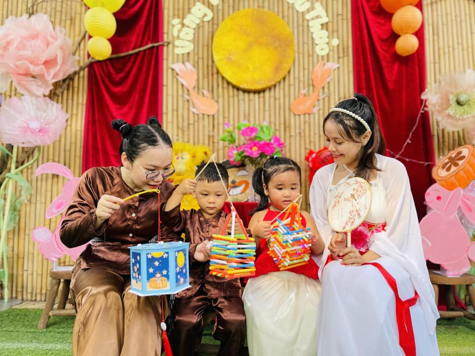 Trung Thu Sum Vầy – Mỗi mùa trăng là một bài học về tình thân